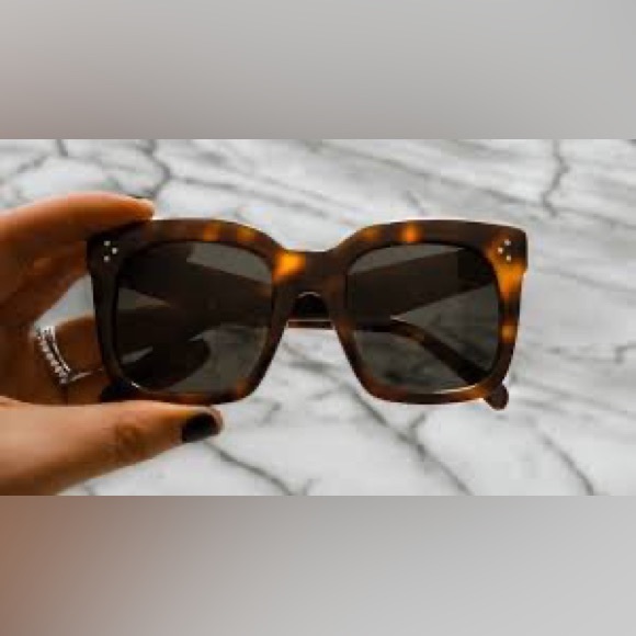 CELINE **HIGHLY SOUGHT AFTER** TILDA SUNGLASSES - Picture 4 of 4